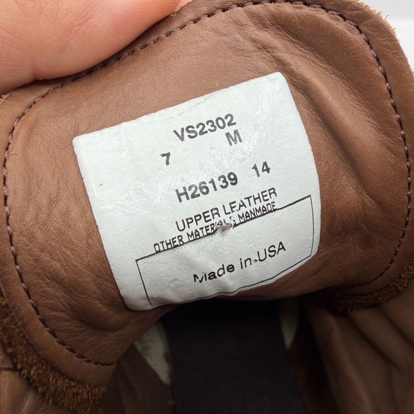 Vintage Shoe Company Lilly Leather High Top Boots Style VS2302 in brown Size 7 - Picture 10 of 11